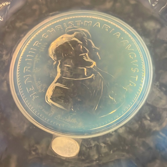 SABINO King Henry IV & Marie de' Medici Opalescent Art GLASS Plate
1970 - Picture 2 of 6